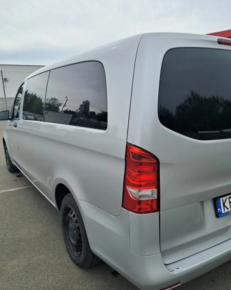 Mercedes-Benz Vito cena 79950 przebieg: 240600, rok produkcji 2017 z Wolbórz małe 277